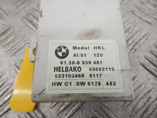 Блок управления крышкой багажника, ориг. номер M57N306D2, 61356959337, M57N, 61356921404, 61356941984, 6941984, 61356953962, 6953962, 61356918622, 6918622, 61350153634, 0153634, 6921404, 61350390073, 0390073, 61356935618, 6935618, 61356939481, 6939481, 61350392426, 0392426, 61356947059, 6947059, 61356946729, 6946729, 61356949060, 6949060, 61356964008, 6964008, 61350402554, 0402554, 61350414641, 0414641, 61350407121, 0407121, 6959337, 61356978803, 6978803, 61356980008, 6980008, 61350420682, 0420682, 61356983205, 6983205, 61350409889, 0409889, 61357188110, 7188110, BMW 7-series (E65/66) 2001-2005