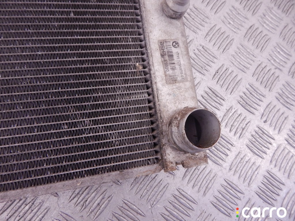 M57N2, 7795878, 17117795878 Радиатор (основной) BMW 5-series (E60/61) 2008г. - фото №4