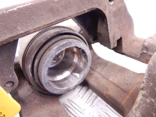 Суппорт передний правый, ориг. номер 34116857688, 6857688, N47N, BMW 3-series (F30/31) 2011-2016