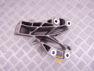 Кронштейн двигателя, ориг. номер 22116772673, 6772673, N52N, BMW X5-series (E70) 2006-2010