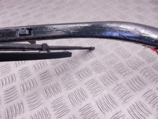 Щеткодержатель (поводок стеклоочистителя, дворник), ориг. номер 8209879, 61619449965, 61618209879, 9449965, 61614210873, 4210873, M52TU, BMW 5-series (E39) 1995-2000