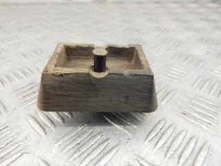 Опора под домкрат (поддомкратная подушка), ориг. номер M47, 51718268885, 8268885, 51710153103, 0153103, 51718233281, 8233281, BMW 3-series (E46) 1997-2003