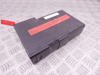 CD-чейнджер, ориг. номер 6913388, M54, 65126913388, 65129131852, 9131852, 65129112761, 9112761, 65120413199, 0413199, 65126983334, 6983334, 65120410240, 0410240, 65126977767, 6977767, 65120393549, 0393549, 65126946989, 6946989, 65120141218, 0141218, BMW 5-series (E39) 2000-2004