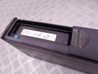CD-чейнджер, ориг. номер 6913388, M54, 65126913388, 65129131852, 9131852, 65129112761, 9112761, 65120413199, 0413199, 65126983334, 6983334, 65120410240, 0410240, 65126977767, 6977767, 65120393549, 0393549, 65126946989, 6946989, 65120141218, 0141218, BMW 5-series (E39) 2000-2004