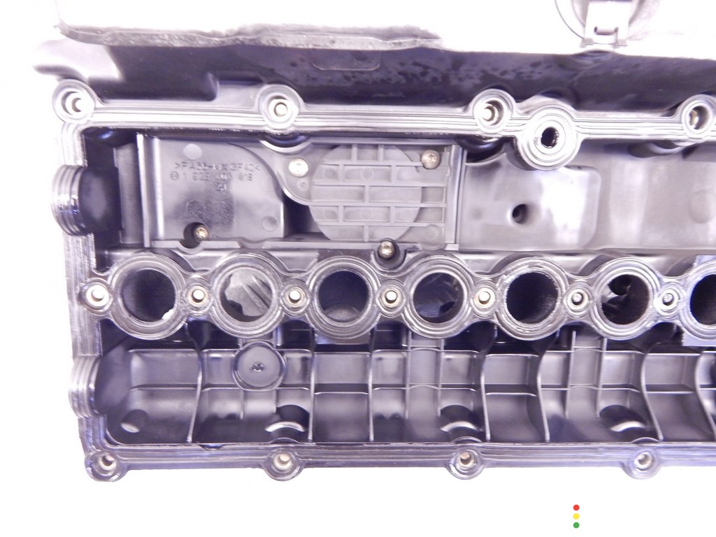 Клапанная крышка BMW 3-series (E46) 1997-2003, 2.0 л, дизель, M47, фото 9