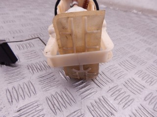 Насос топливный, ориг. номер N42, 16146766942, 16146752499, 16141184276, 6766942, 6752499, 1184276, BMW 3-series (E46) 1997-2003