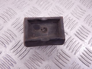 Опора под домкрат (поддомкратная подушка), ориг. номер M47N, 51718268885, 8268885, 51710153103, 0153103, 51718233281, 8233281, BMW 3-series (E46) 2001-2006