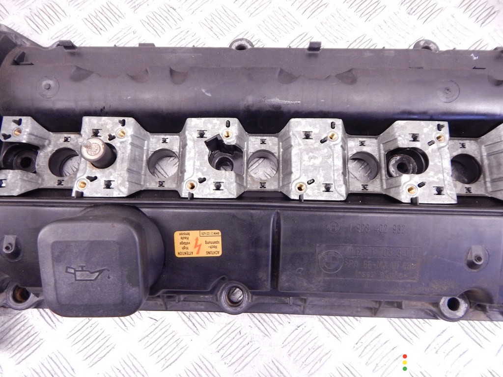 1748630, M52, 11121703341, 1703341, 11121748630 Клапанная крышка BMW 5-series (E39) 1997г. - фото №3