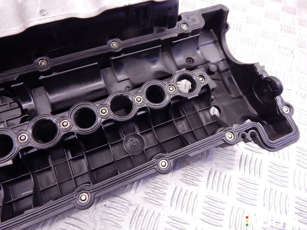 Клапанная крышка BMW 5-series (E39) 2000-2004, 2.5 л, дизель, M57, фото 9