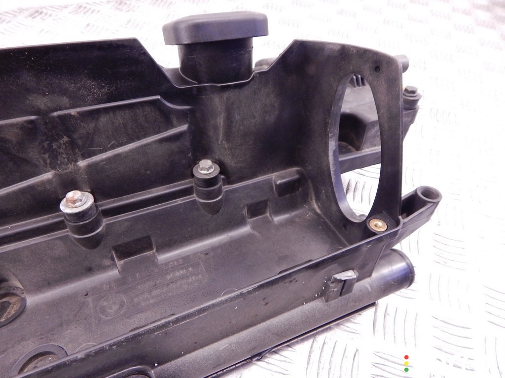 Клапанная крышка BMW 3-series (E90/91/92) 2004-2008, 3.0 л, дизель, M57N2, фото 5