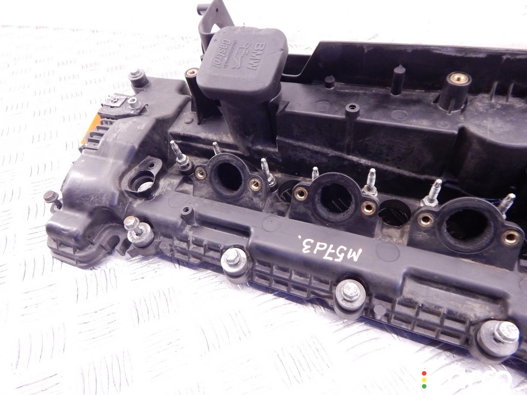 Клапанная крышка BMW 5-series (E60/61) 2002-2007, 3.0 л, дизель, M57N2, фото 2
