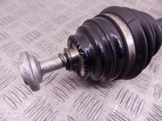 Полуось передняя левая (приводной вал, ШРУС), ориг. номер 7597693, 31607597693, N20, BMW 4-series (F32/33/36)
