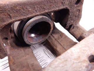 Суппорт передний правый, ориг. номер 34116857688, 6857688, N20, BMW 4-series (F32/33/36)