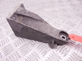 Кронштейн двигателя, ориг. номер M47N2, 22116760310, 6760310, BMW 1-series (E87)