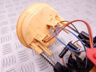 Насос топливный, ориг. номер M47N2, 16117197077, 7197077, BMW 3-series (E90/91/92) 2004-2008
