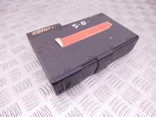 CD-чейнджер, ориг. номер 6913388, M57, 65126913388, 65129131852, 9131852, 65129112761, 9112761, 65120413199, 0413199, 65126983334, 6983334, 65120410240, 0410240, 65126977767, 6977767, 65120393549, 0393549, 65126946989, 6946989, 65120141218, 0141218, BMW 5-series (E39) 2000-2004