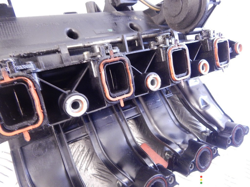 M47N2, 7795393, 11617795393, 11617800579, 7800579 Коллектор впускной BMW 1-series (E87) 2006г. - фото №7