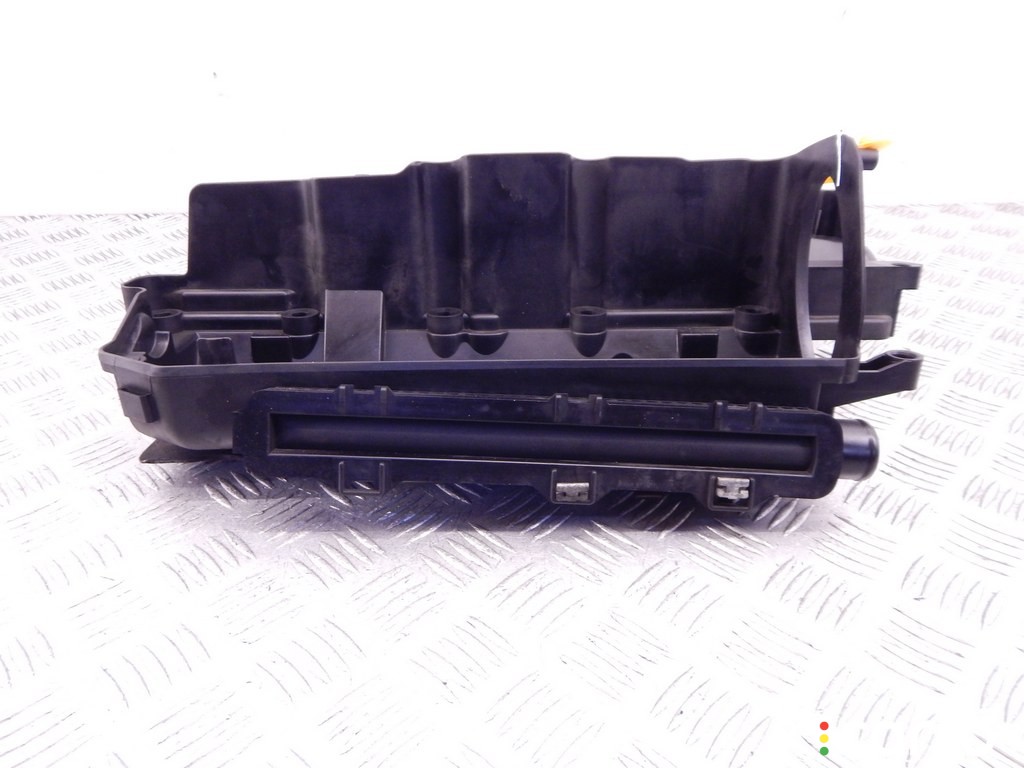 Клапанная крышка BMW 3-series (E90/91/92) 2004-2008, 2.0 л, дизель, M47N2, фото 4