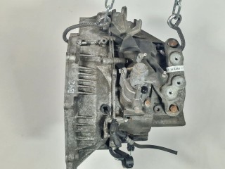 КПП механическая (МКПП) 6-ступенчатая, ориг. номер F40, 55194293, 6AGM, Opel Insignia 2008-2013