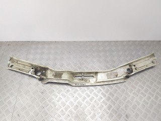 Планка под капот Audi 100 1990-1994