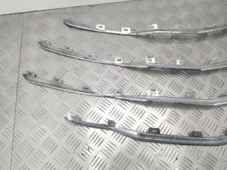 Молдинг решетки радиатора, ориг. номер BDI68706, BDI68709, BDI68704, BDI68712, Chevrolet Malibu 2015-2018