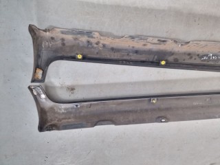 Накладка на порог, ориг. номер 4M5JA10155ABW, 4M5JA1015ABW, Ford Focus 2007-2011