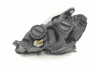 Фара правая, ориг. номер A2048208661, 030123460400, Mercedes C W204 2007-2011