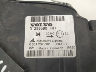 Фара правая, ориг. номер 0301237602, 31299590RH, Volvo S40 2007-2012