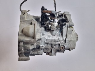КПП механическая (МКПП) 6-ступенчатая, ориг. номер KWB, Volkswagen Scirocco 2008-2014