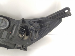 Фара правая, ориг. номер BM5113W029DH, Ford Focus 2007-2011