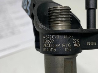 Форсунка, ориг. номер 0445115027, A6420700587, 6420700587, Mercedes E W211 2002-2006