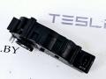 1003549-00, 100818600 активатор замка багажника Tesla Model S 1 поколение [рестайлинг] 2018г. - фото №3
