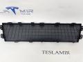 1494009-00 заглушка заднего бампера под крюк Tesla Model Y 1 поколение 2021г. - фото №2