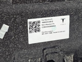 полка багажника, ориг. номер 1606535-00, Tesla Model S  [2-й рестайлинг] 2021-2026