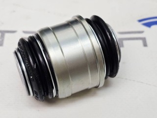 сайлентблок переднего рычага, ориг. номер 1044411-00, 1044416-00, 1021416-00, 1027351-00, 102745100, 1188412-01, Tesla Model S 2012-2016