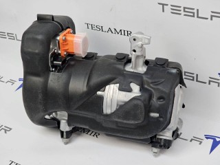 компрессор кондиционера, ориг. номер 1501256-00, 1501256-01, Tesla Model 3 1 поколение 2021-2024