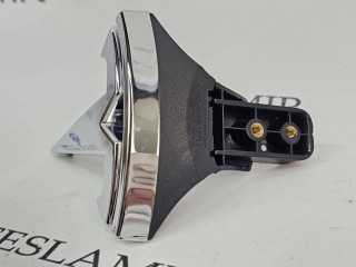 Знак эмблема "Т" переднего бампера, ориг. номер 1047884-00, Tesla Model X 1 поколение 2015-2021