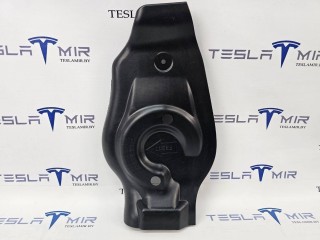 Защита накладка рычага (лодочки) правая, ориг. номер 1111303-00, Tesla Model 3 1 поколение 2017-2021