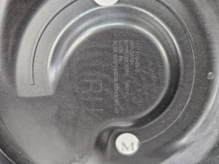 Защита накладка рычага (лодочки) правая, ориг. номер 1111303-00, Tesla Model 3 1 поколение 2017-2021