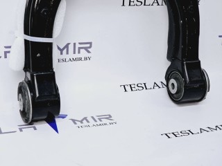 Рычаг верхний передний (подкова) правый, ориг. номер 1044326-00, Tesla Model 3 1 поколение 2017-2021