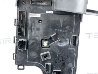 Блок управления BCM (бортовой сети) (Body Control Module) Боди левый, ориг. номер 1078673-90, 1497850-00, 1567455-00, 1078673-32, 1078673-99, 1567359-00, 1567455-02, Tesla Model 3 1 поколение 2017-2021
