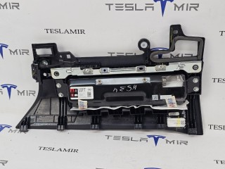 подушка безопасности коленная водителя, ориг. номер 1077825-00, 1582859-00, Tesla Model S 1 поколение [2-й рестайлинг] 2021-2026