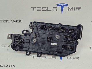 Блок управления BCM (бортовой сети) (Body Control Module) Боди левый, ориг. номер 1585694-03-B, 1585694-03, Tesla Model S 1 поколение [2-й рестайлинг] 2021-2026