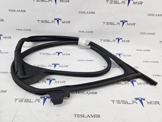 уплотнитель дверного проема передний левый, ориг. номер 1606732-00, Tesla Model S 1 поколение [2-й рестайлинг] 2021-2026