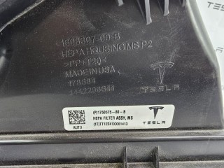 корпус воздушногo фильтра, ориг. номер 1608307-00, 1750575-00, Tesla Model S 1 поколение [2-й рестайлинг] 2021-2026