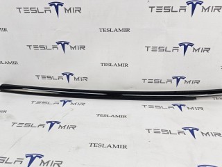 молдинг двери задней левой, ориг. номер 1600177-00, 1600178-00, 1873553-22, Tesla Model S 1 поколение [2-й рестайлинг] 2021-2026