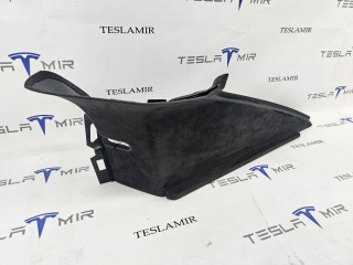 Накладка стойки С внутренняя правая верхняя, ориг. номер 1565767-00, Tesla Model S 1 поколение [2-й рестайлинг] 2021-2026