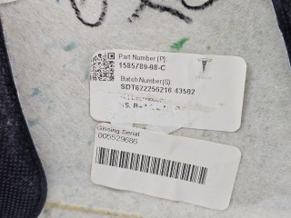 Накладка стойки B внутренняя правая нижняя, ориг. номер 1585789-99, 1565765-02, 1585789-98, Tesla Model S 1 поколение [2-й рестайлинг] 2021-2026