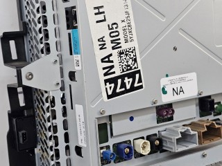 Компьютер MCU Intel - большой сенсорный дисплей, ориг. номер 1451809-00, 1450737-00, 1451809-S0, Tesla Model X 1 поколение 2015-2021