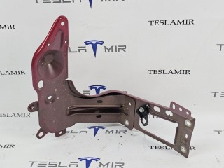кронштейн крыла правый, ориг. номер 1553708-S0, 1614518-00, Tesla Model S 1 поколение [2-й рестайлинг] 2021-2026
